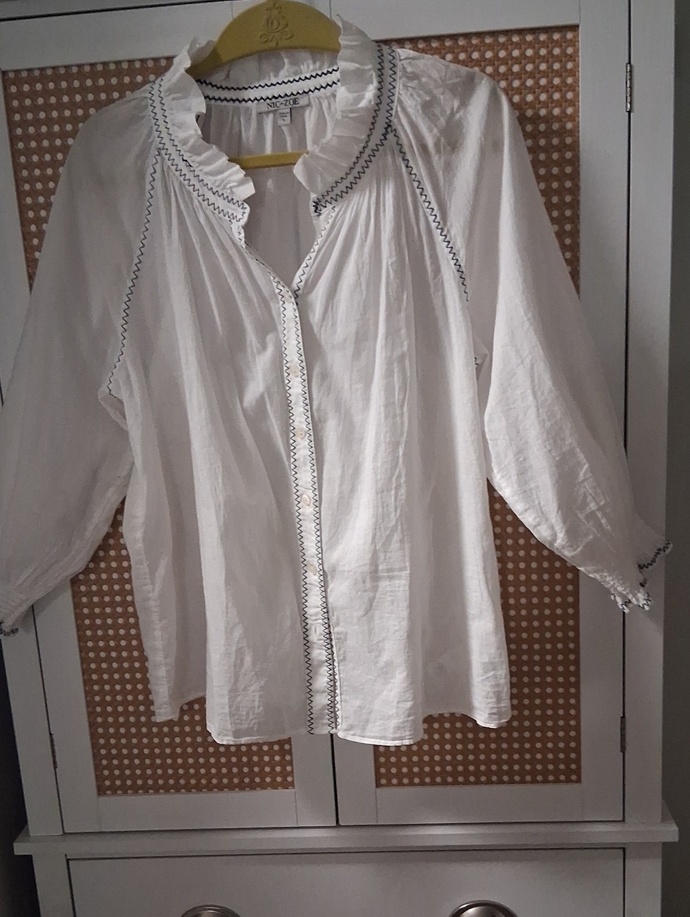 NIC+ZOE White Button-Front Blouse with Black Zigzag Trim